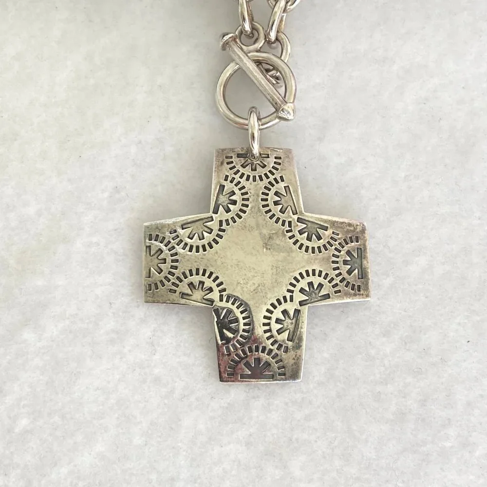 Silpada Sterling Silver 925 Virtuosity Stamped Cross Front Toggle Necklace 17" - Picture 11 of 16